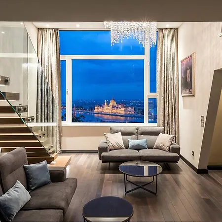 Parliament View Apartment *