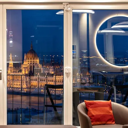 Apartment Parliament View Budapest