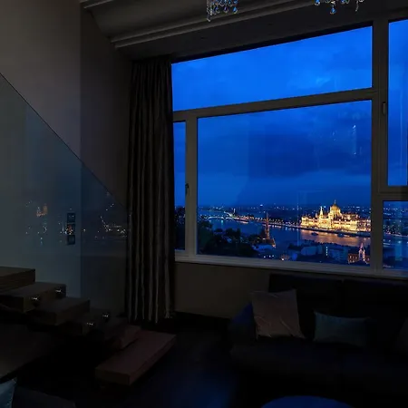 Parliament View Apartment *