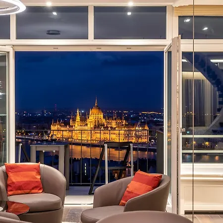 Apartment Parliament View Budapest