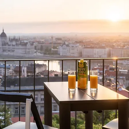 Parliament View Apartment Budapest